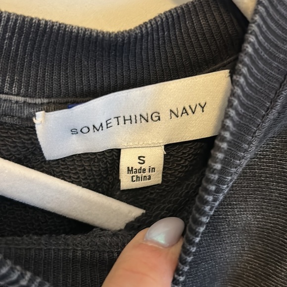 Something Navy Meghan Ruffle Sleeve Jumpsuit - Picture 10 of 11